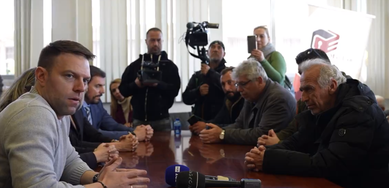 Κασσελάκης Αγρότες