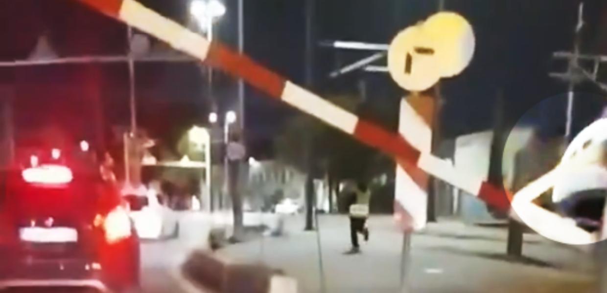ΜΕΤΑΞΟΥΡΓΕΙΟ ΤΡΕΝΟ ΜΠΑΡΕΣ