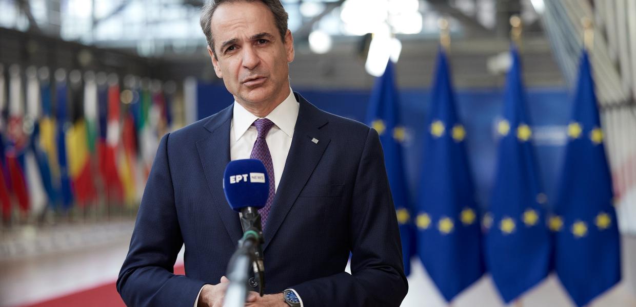Ο Κυριάκος Μητσοτάκης κάνει δηλώσεις