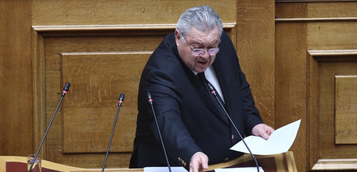 Ο Τάσος Οικονομόπουλος στη Βουλή
