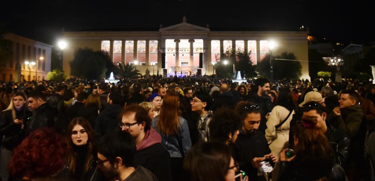 Συναυλία στα προπύλαια