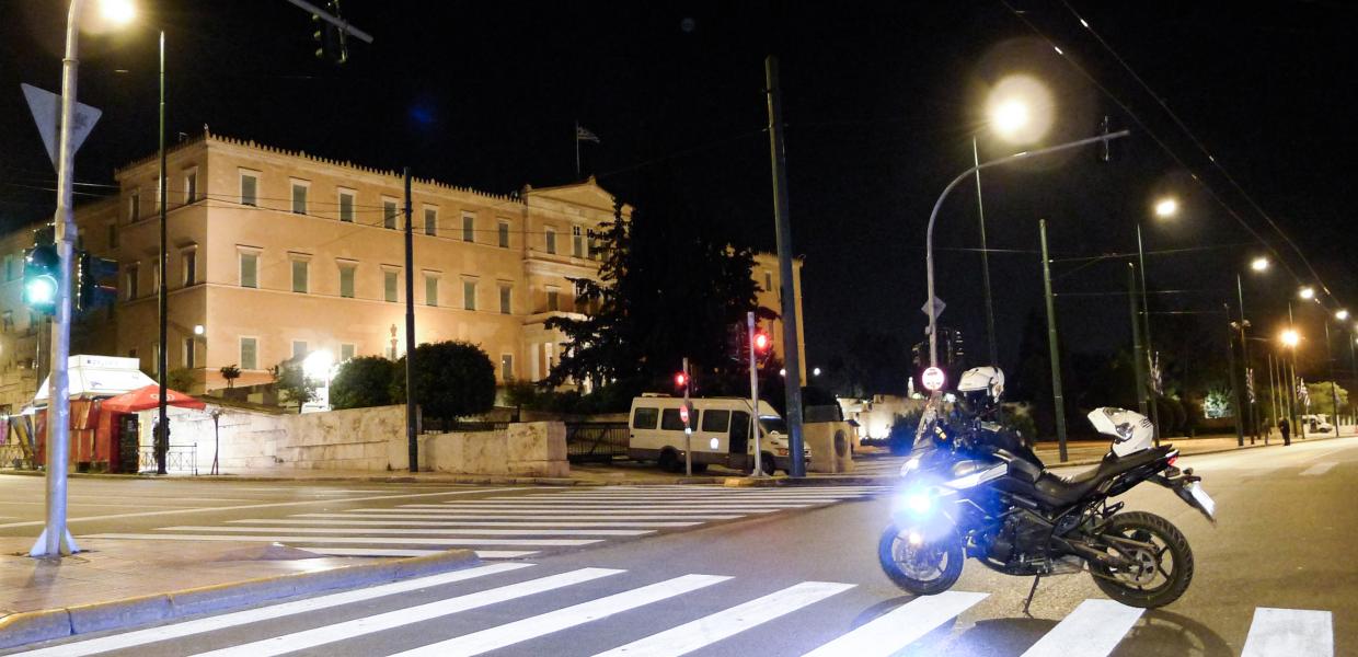 Βόμβα Σύνταγμα 