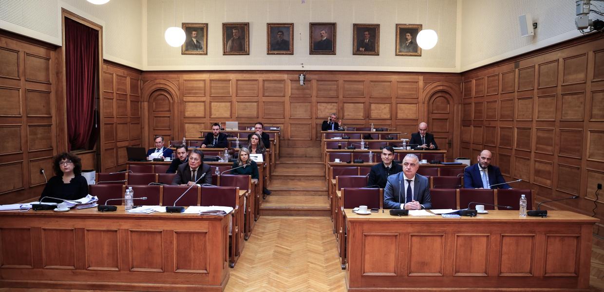 Εξεταστική για Τέμπη στη Βουλή