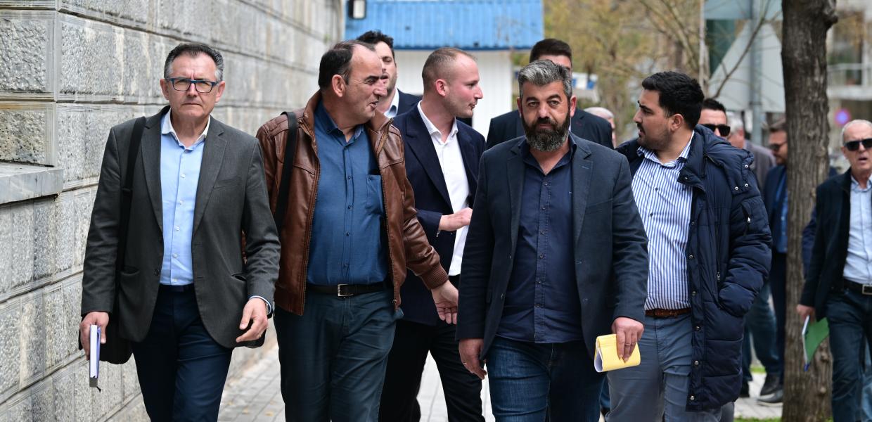 Αγρότες προσερχόμενοι στο Μέγαρο Μαξίμου