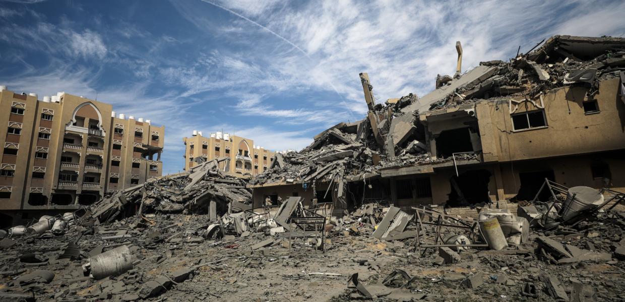 Κατεστραμμένα κτίρια στη Γάζα