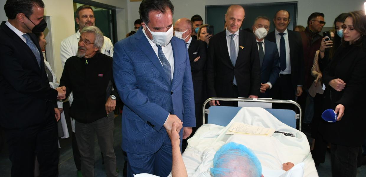 Άδωνις Γεωργιάδης απογευματινά χειρουργεία