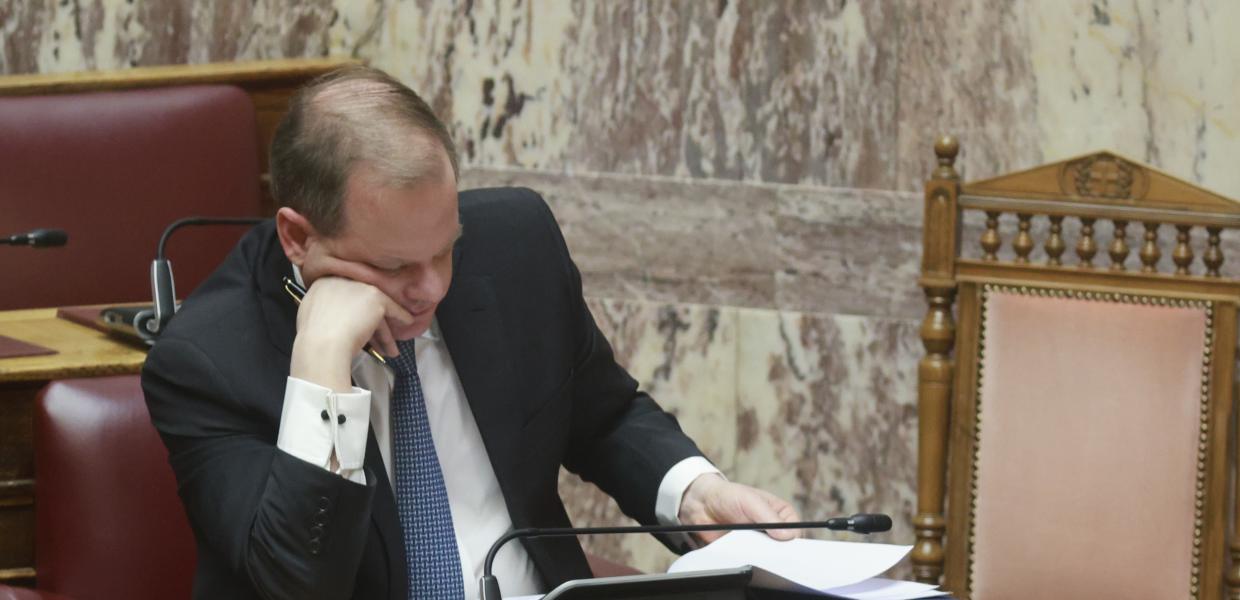 Ο Κώστας Καραμανλής στη Βουλή