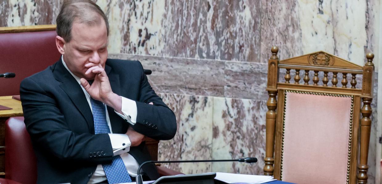 Ο Κώστας Καραμανλής στη Βουλή