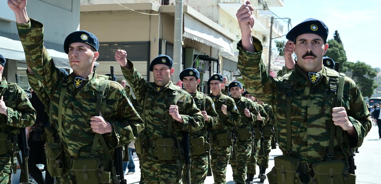 Ο Στέφανος Κασσελάκης στην παρέλαση