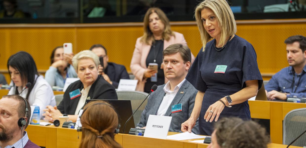 Η Μαρία Καρυστιανού μιλάει στο Ευρωπαϊκό Κοινοβούλιο