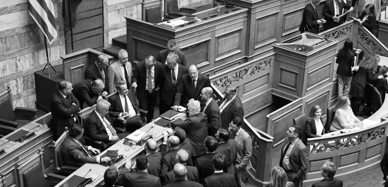 ΜΗΤΣΟΤΑΚΗΣ ΠΡΟΤΑΣΗ ΔΥΣΠΙΣΤΙΑΣ ΒΟΥΛΗ