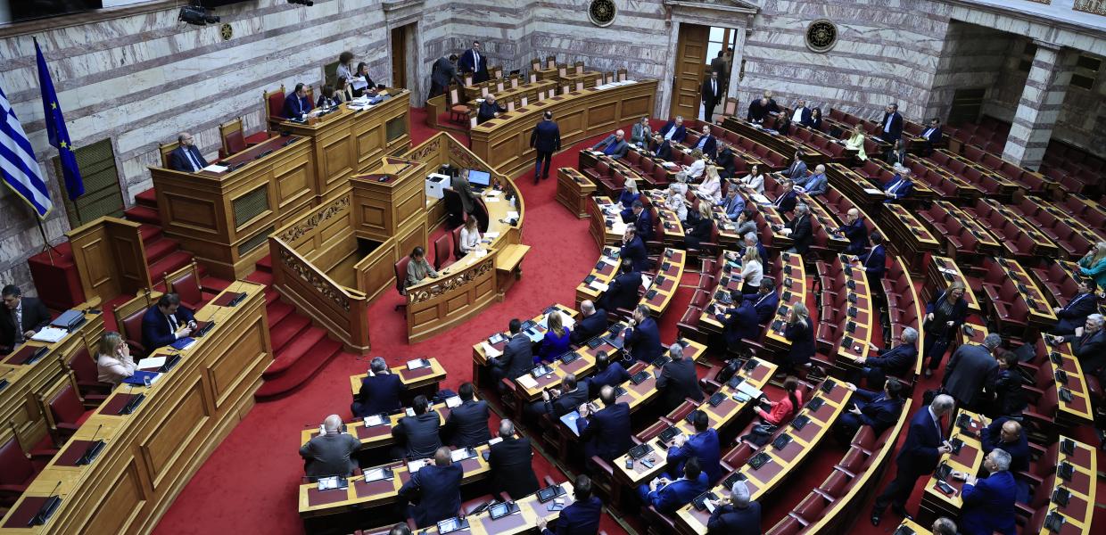 Η ολομέλεια στη Βουλή