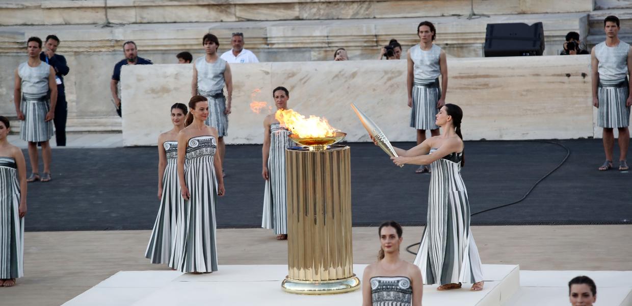 Παράδοση ολυμπιακής φλόγας 