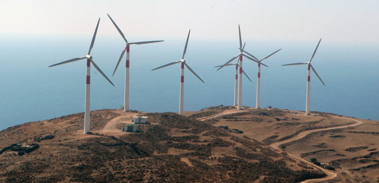 Ανεμογεννήτριες στα βουνά