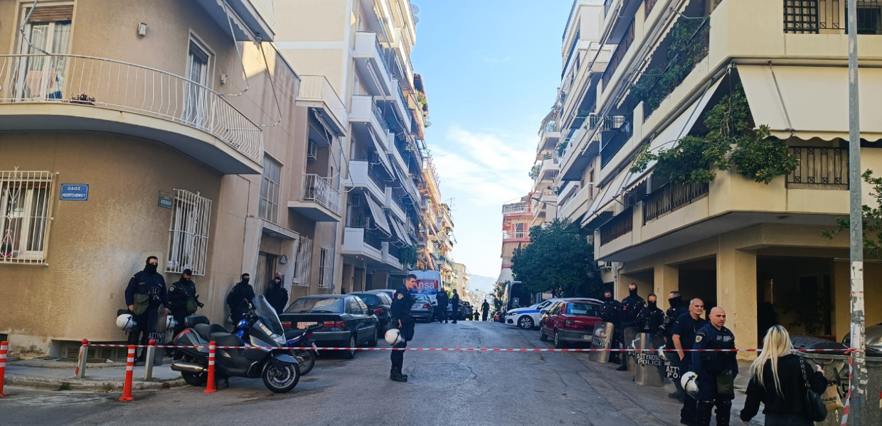 Βύρωνας έξωση
