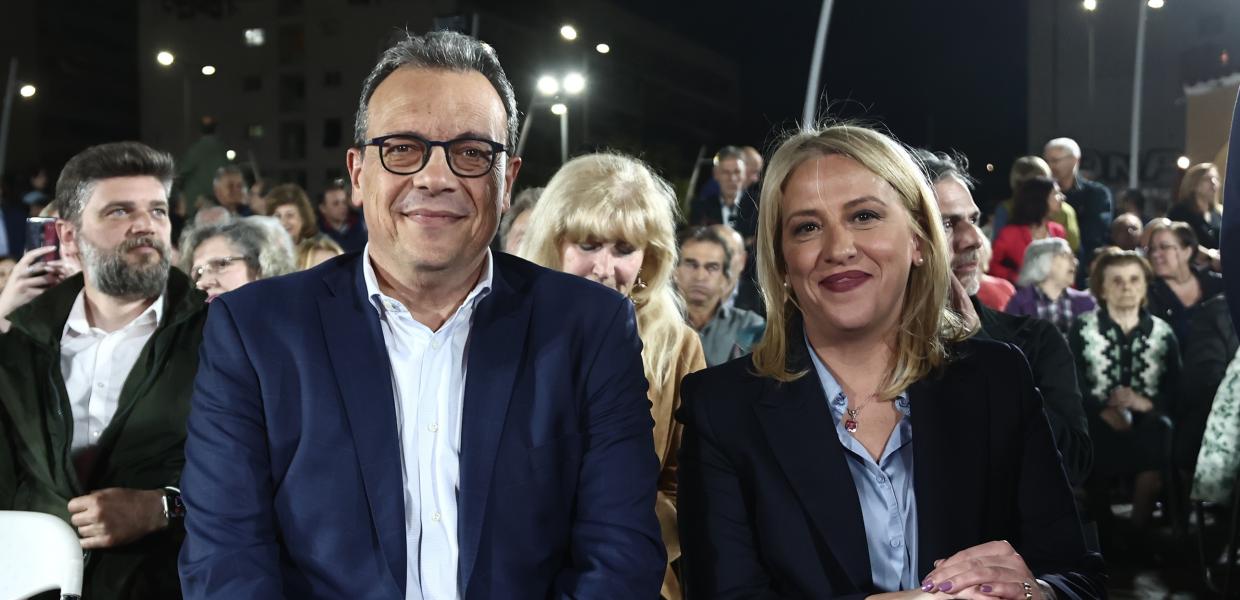 Ο Σωκράτης Φάμελλος και η Ρένα Δούρου