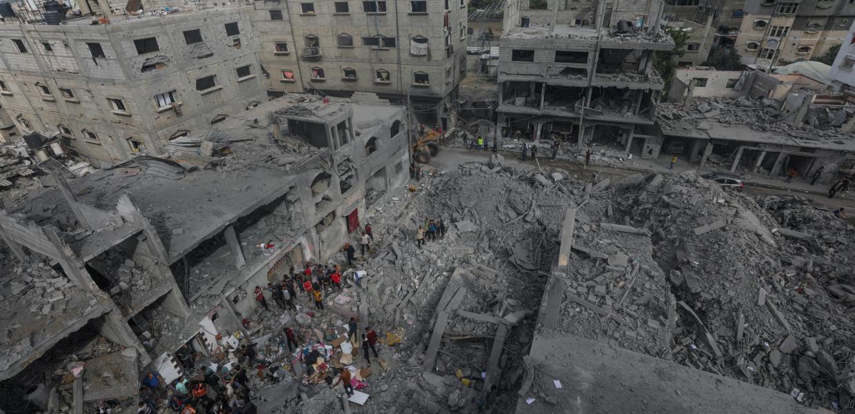 Israeli air strike on Al Nusairat refugee camp in the Gaza strip