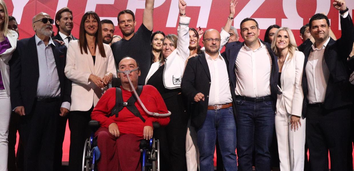 Ο Στέφανος Κασσελάκης με τους υποψήφιους ευρωβουλευτές