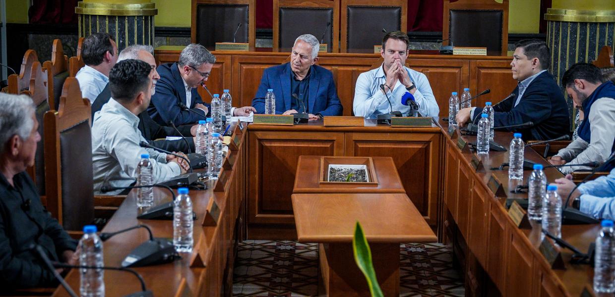 ΠΕΡΙΟΔΕΙΑ ΤΟΥ ΠΡΟΕΔΡΟΥ ΤΟΥ ΠΕΡΙΟΔΕΙΑ ΤΟΥ ΠΡΟΕΔΡΟΥ ΤΟΥ ΣΥΡΙΖΑ-ΠΣ ΣΤΕΦΑΝΟΥ ΚΑΣΣΕΛΑΚΗ ΣΤΑ ΝΗΣΙΑ ΤΟΥ ΑΙΓΑΙΟΥ / 8η ΗΜΕΡΑ /ΣΥΝΑΝΤΗΣΗ ΜΕ ΦΟΡΕΙΣ ΣΤΗΝ ΜΥΤΙΛΗΝΗ
