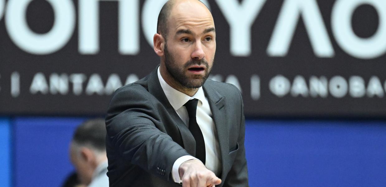 Ο προπονητής του Περιστερίου Βασίλης Σπανούλης