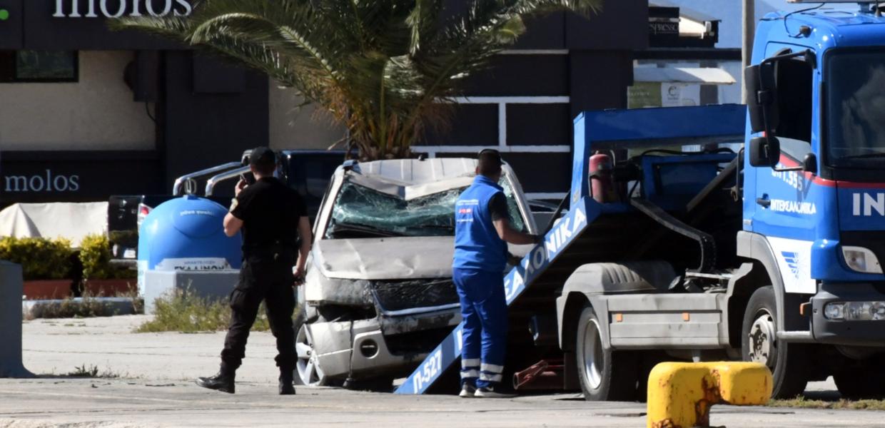 ΑΥΤΟΚΙΝΗΤΟ ΕΠΕΣΕ ΣΤΟ ΛΙΜΑΝΙ ΤΗΣ ΠΑΤΡΑΣ - ΝΕΚΡΗ ΑΝΑΣΥΡΘΗΚΕ Η ΟΔΗΓΟΣ