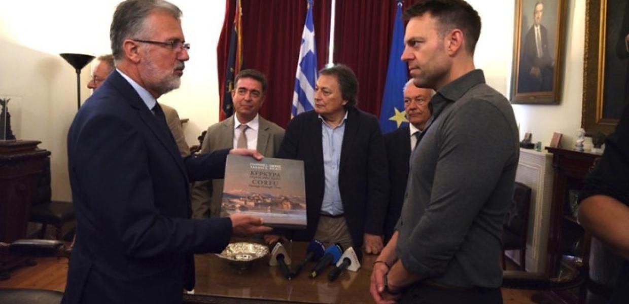 Συναντήσεις του Στ.Κασσελάκη με αυτοδιοικητικούς παράγοντες στην Κέρκυρα