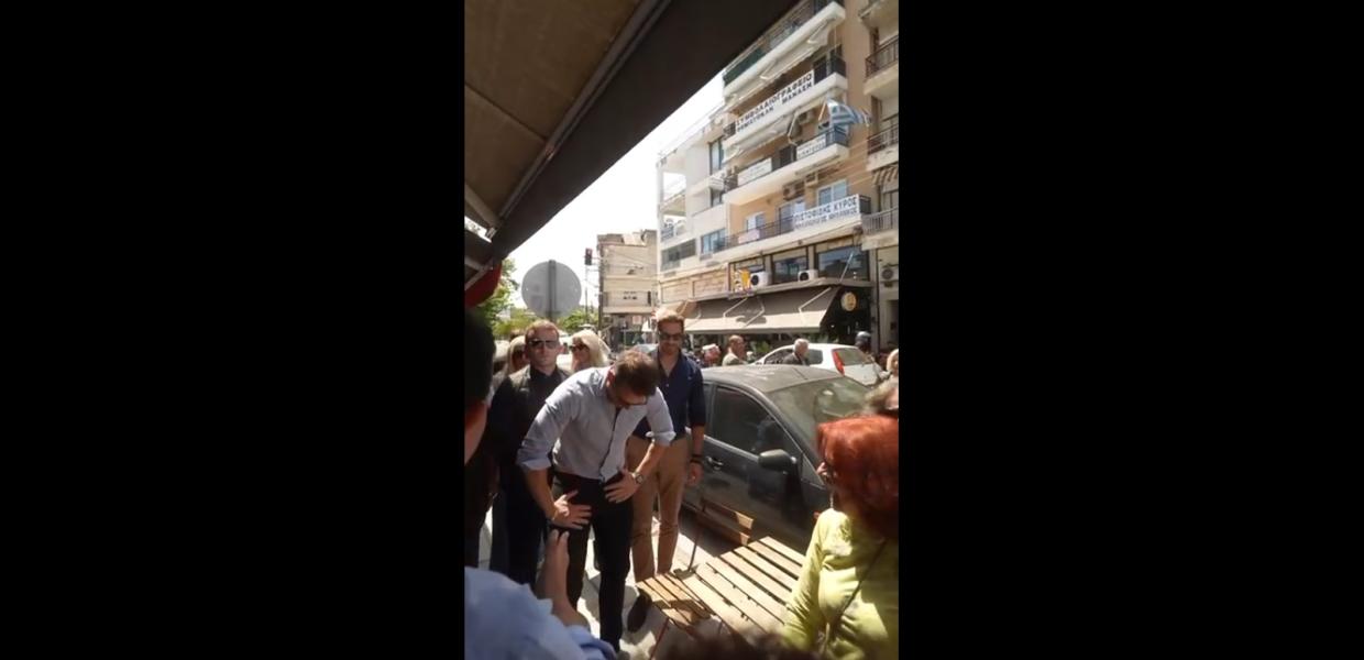 Ο Στέφανος Κασσελάκης σε βίντεο