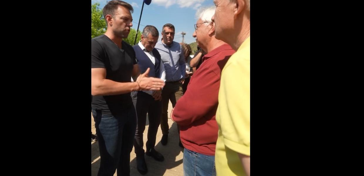 Ο Στέφανος Κασσελάκης στον Βλοχό Καρδίτσας 