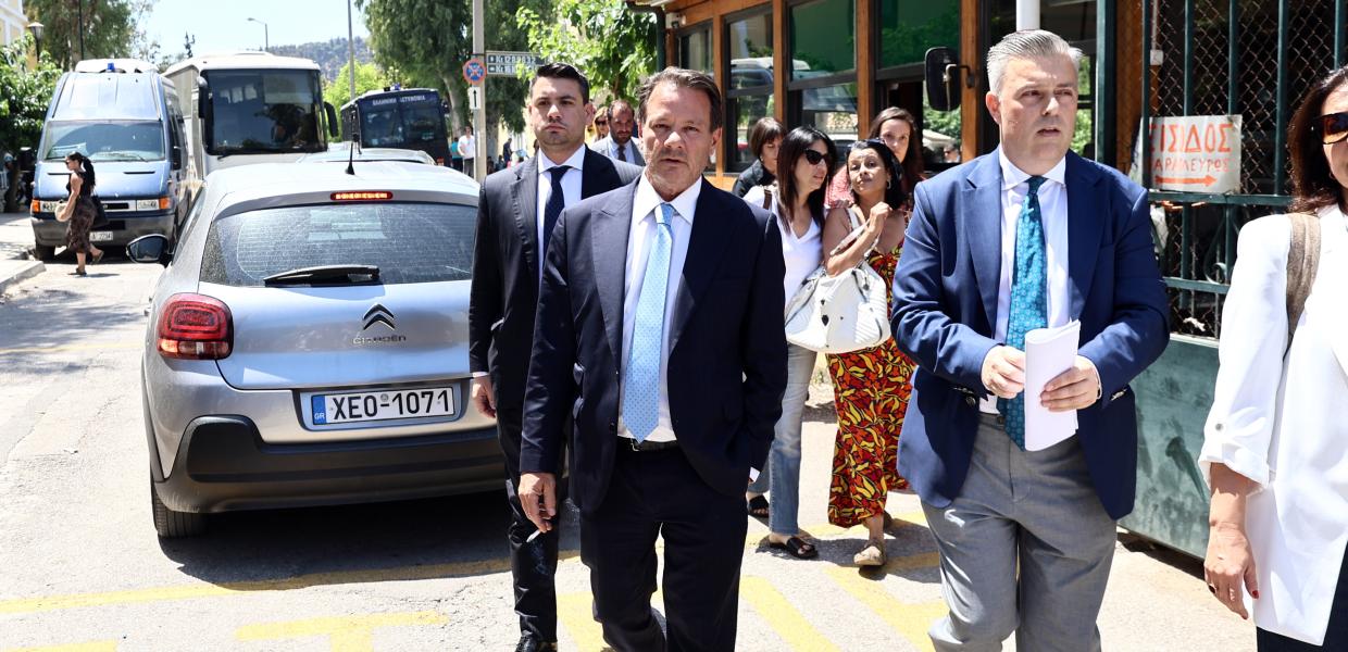Ο Απόστολος Λύτρας