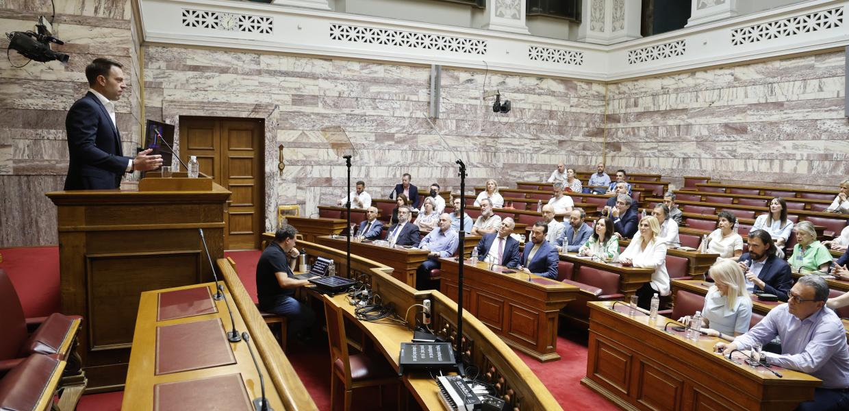 Ο Στέφανος Κασσελάκης στην ΚΟ του ΣΥΡΙΖΑ - ΠΣ