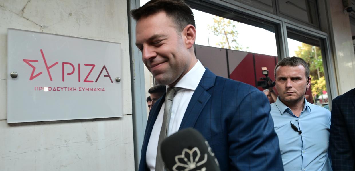 Ο Στέφανος Κασσελάκης στα γραφεία του ΣΥΡΙΖΑ - ΠΣ