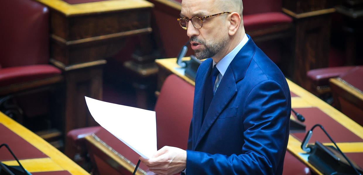 Ο Κώστας Μπάρκας