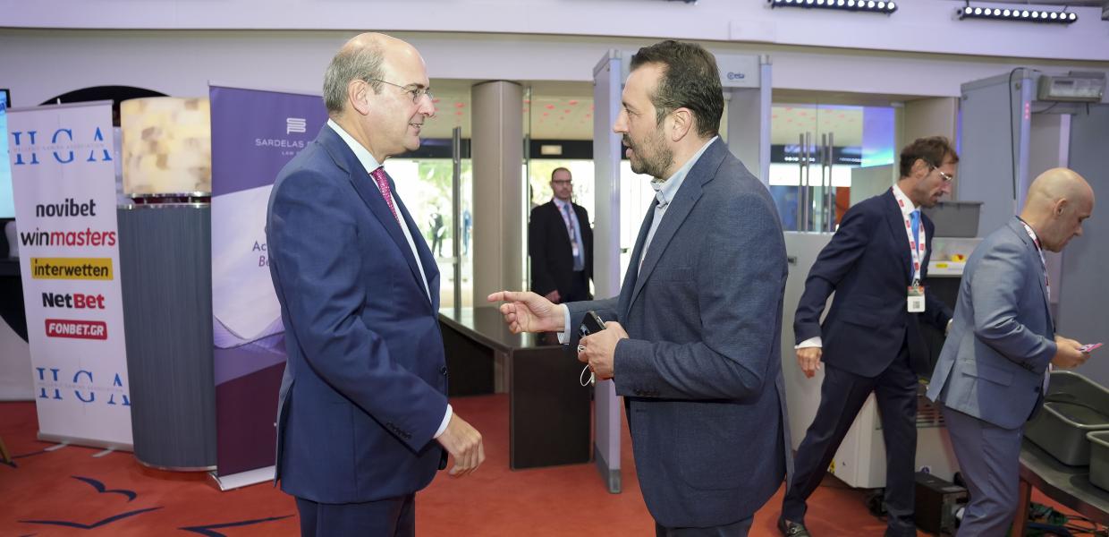 Ο Νίκος Παππάς και ο Κωστής Χαζτηδάκης