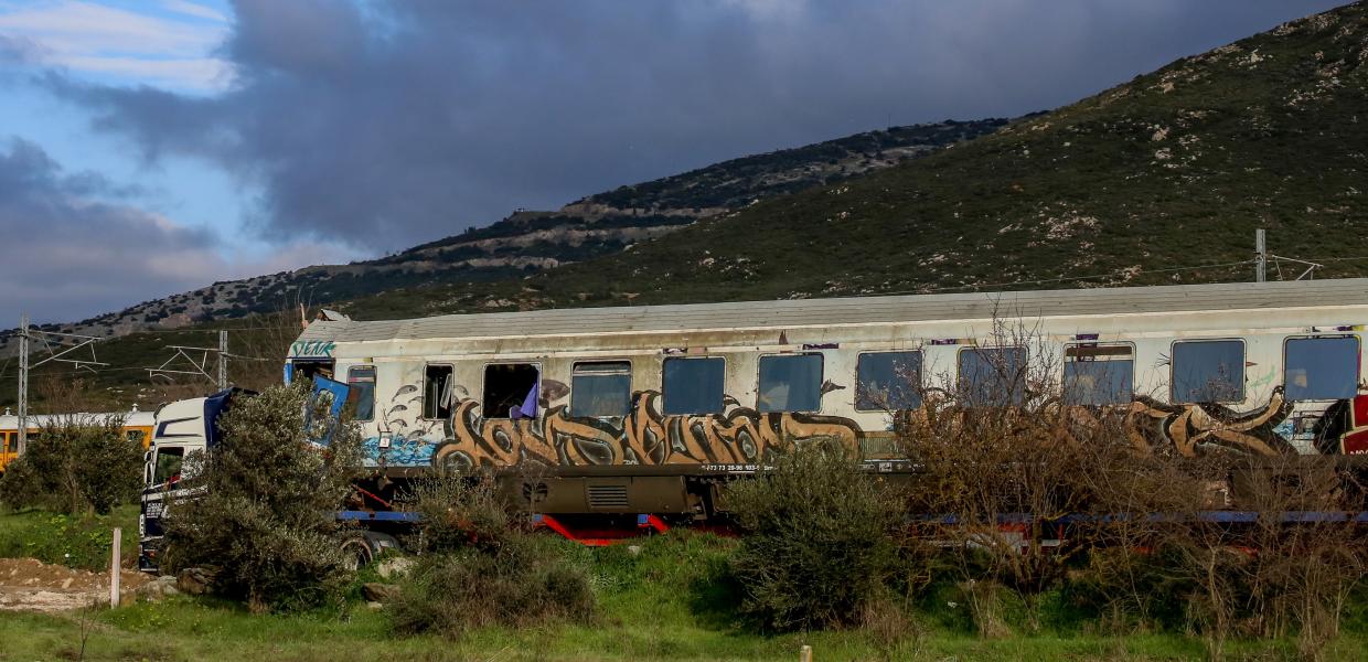 Το τρένο που συγκρούστηκε στα Τέμπη