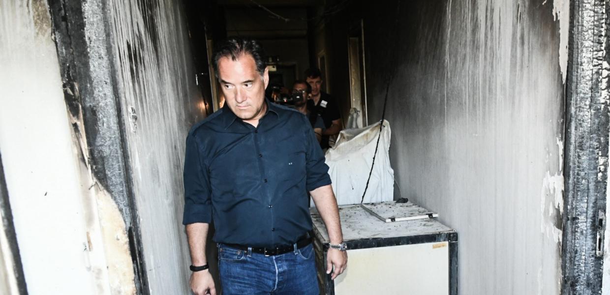 Άδωνις Καραμανδάνειο