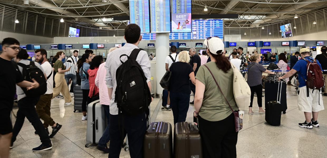 Επιβάτες στο αεροδρόμιο Ελευθέριος Βενιζέλος