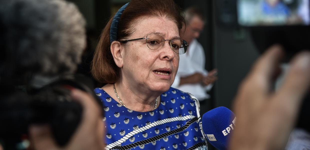 ΛΙΝΑ ΜΕΝΔΩΝΗ
