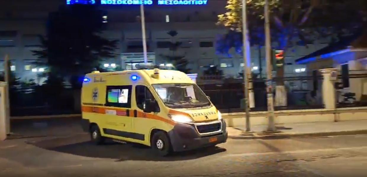 Ασθενοφόρο μεταφέρει τον 10χρονο ποδηλάτη στο νοσοκομείο στην Πάτρα