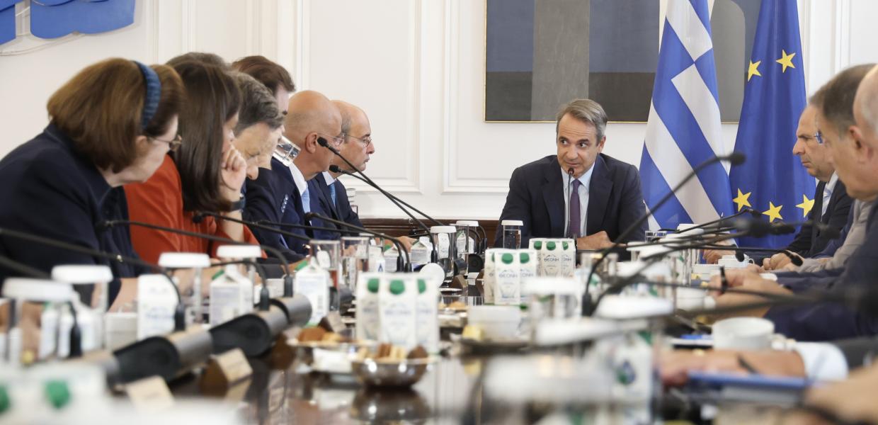 Ο Κυριάκος Μητσοτάκης στο υπουργικό συμβούλιο