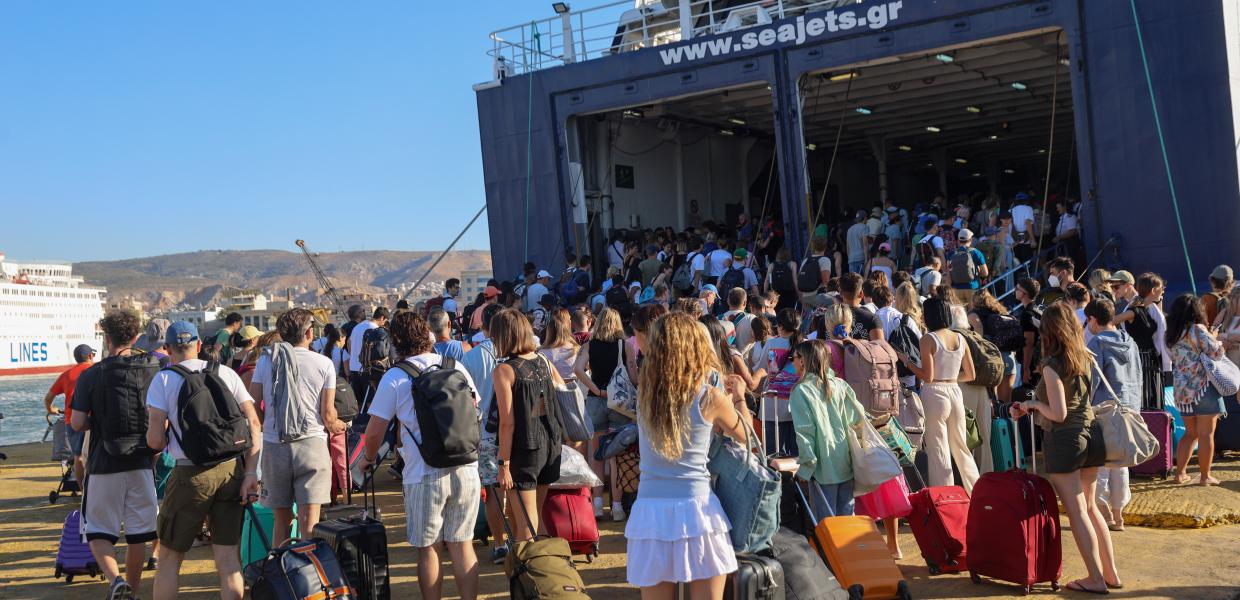 ΠΛΟΙΑ ΕΞΟΔΟΣ