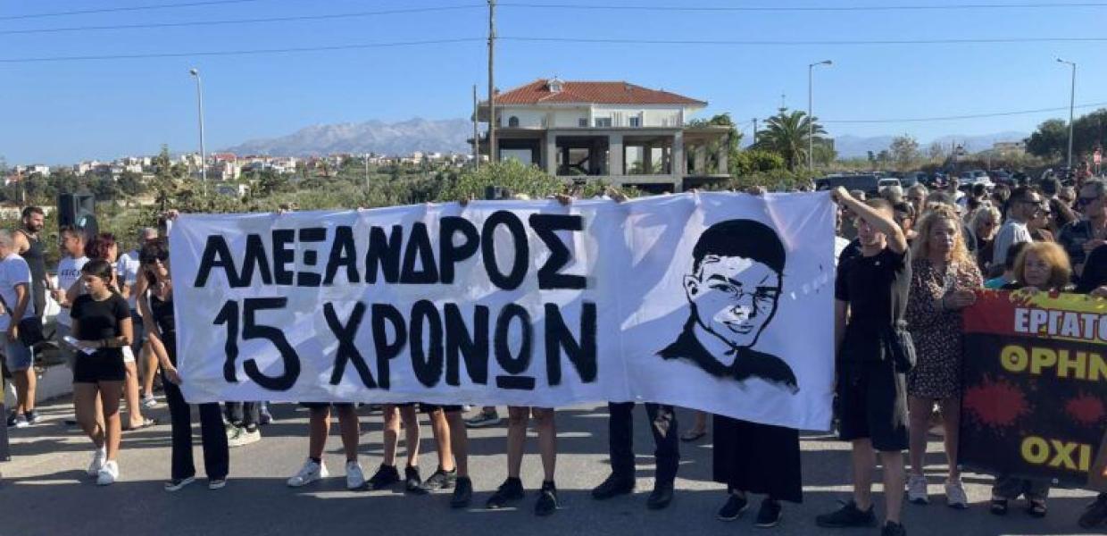 Μεγάλη κινητοποίηση για τα τροχαία δυστυχήματα στoν Γαλατά – Έκλεισαν την Εθνική στο σημείο του πολύνεκρου δυστυχήματος