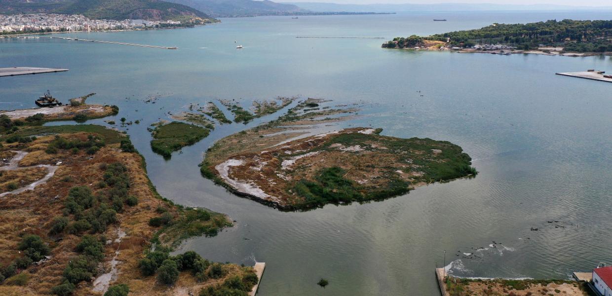 Εκβολές του Ξυριά στο λιμάνι του Βόλου