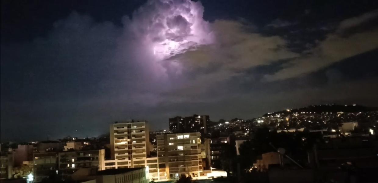 Αστραπή στην Αθήνα