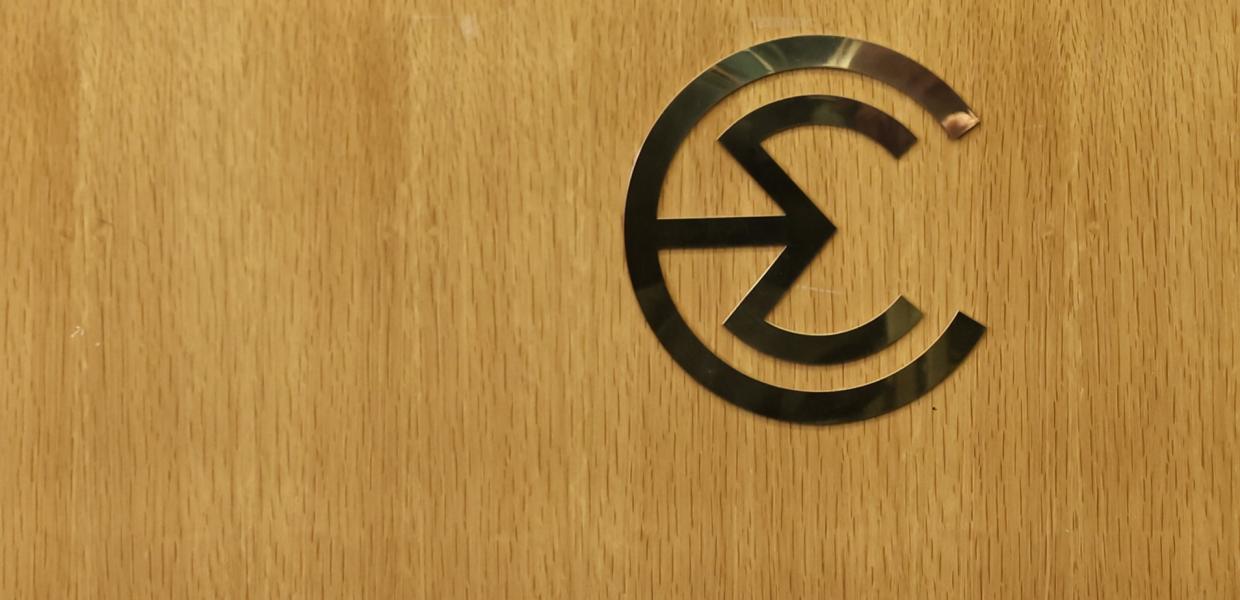 Το σήμα της ΕΣΗΕΑ