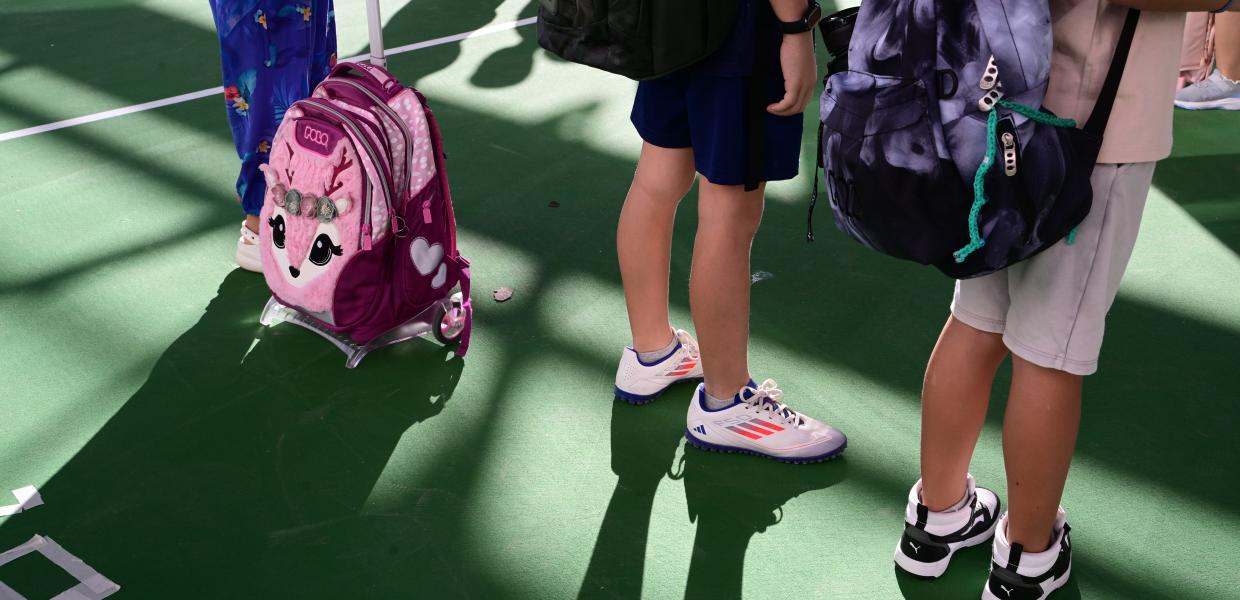 Μαθητές σε δημοτικό σχολείο