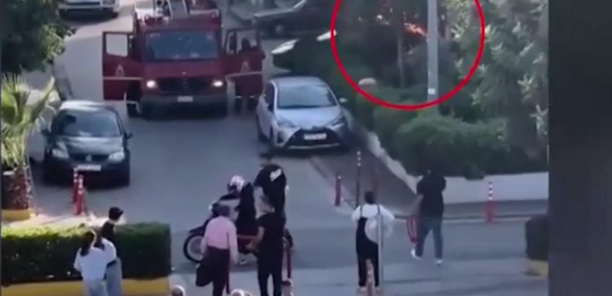 To Tesla που «λαμπάδιασε» την ώρα που φόρτιζε σε πάρκινγκ στην Αγία Παρασκευή