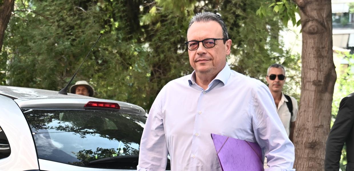 Ο Σωκράτης Φάμελλος