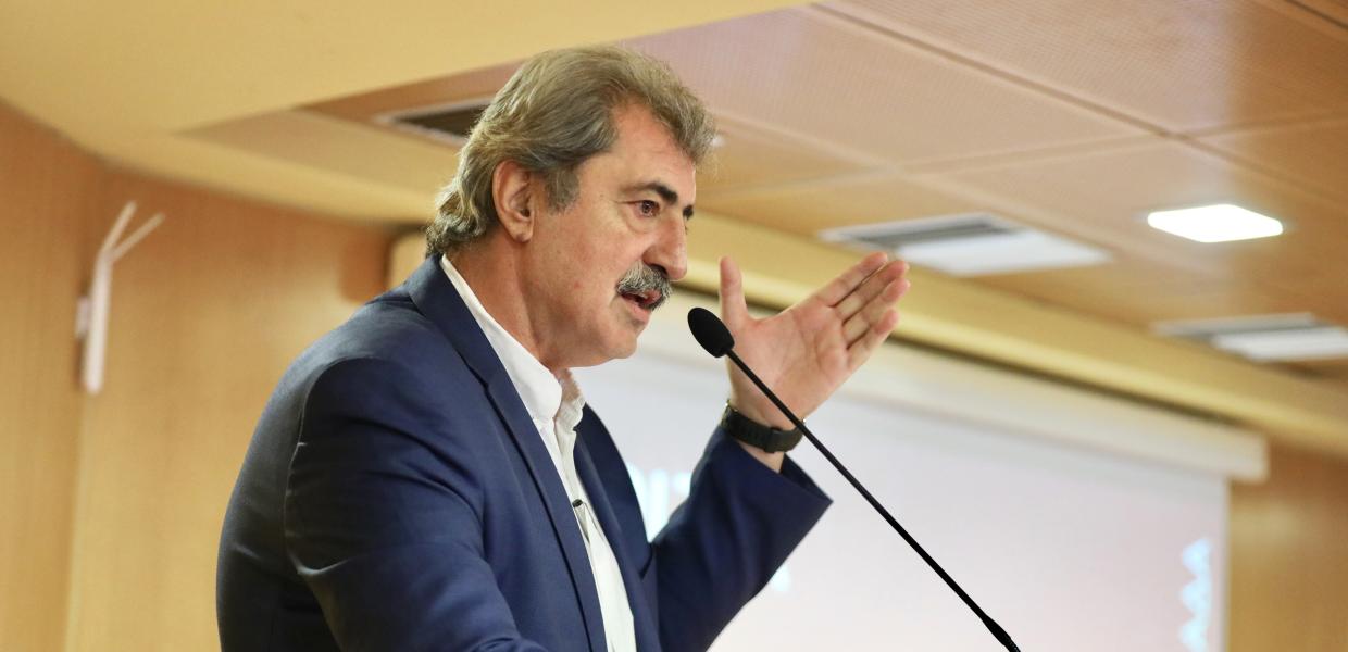 Ο υποψήφιος πρόεδρος του ΣΥΡΙΖΑ Παύλος Πολάκης σε ομιλία