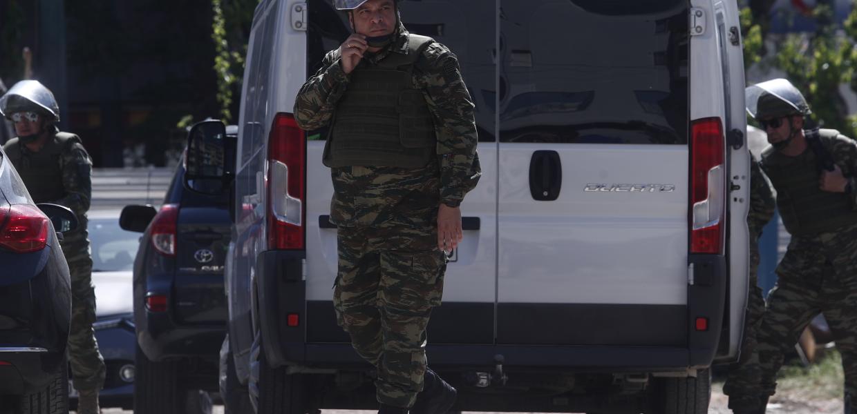 ΠΥΡΟΤΕΧΝΟΥΡΓΟΙ ΣΤΡΑΤΟΥ