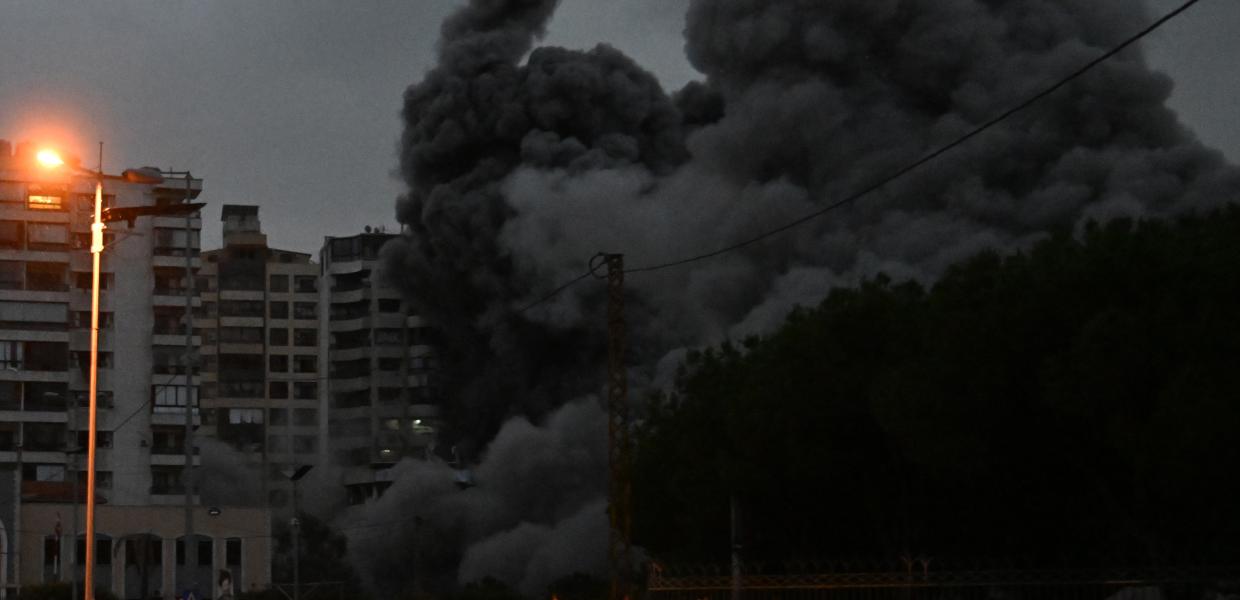 Μαύρος καπνός από ισραηλινό πλήγμα στο Λίβανο